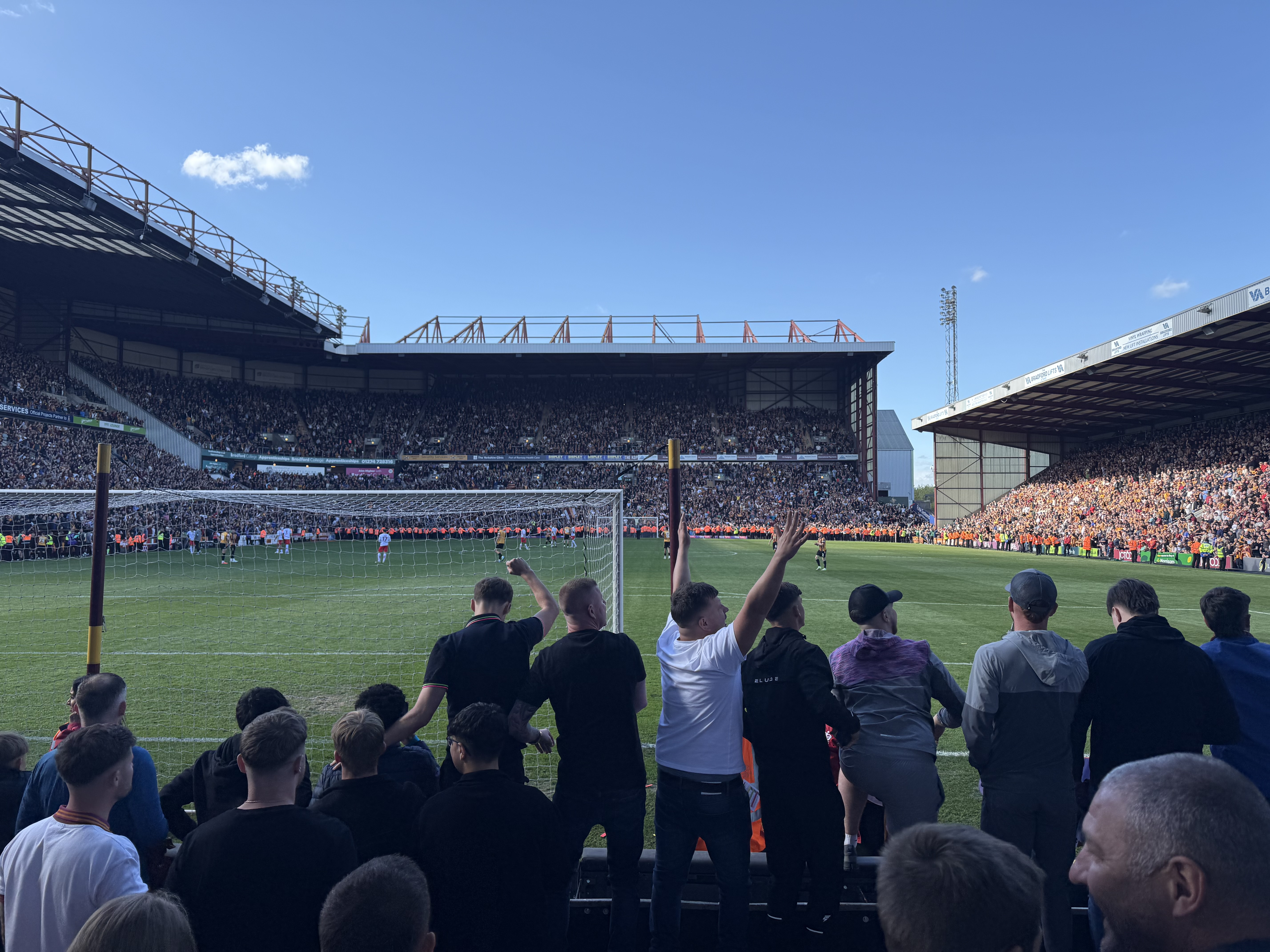 Valley Parade crowd